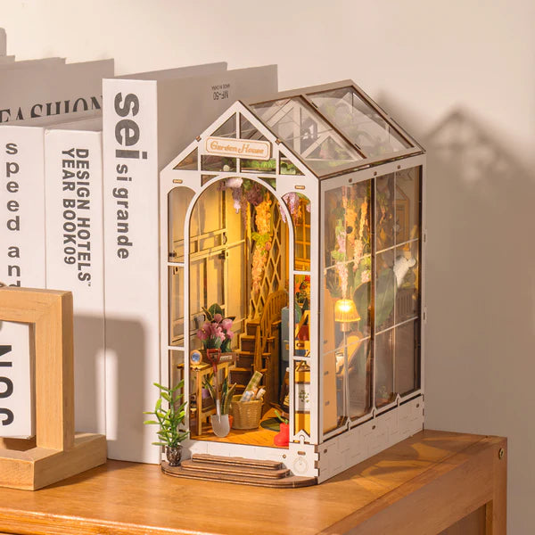 Garden House DIY Wooden Book Nook Kit – Blooming Greenhouse Retreat, 176 Pieces by Robotime
