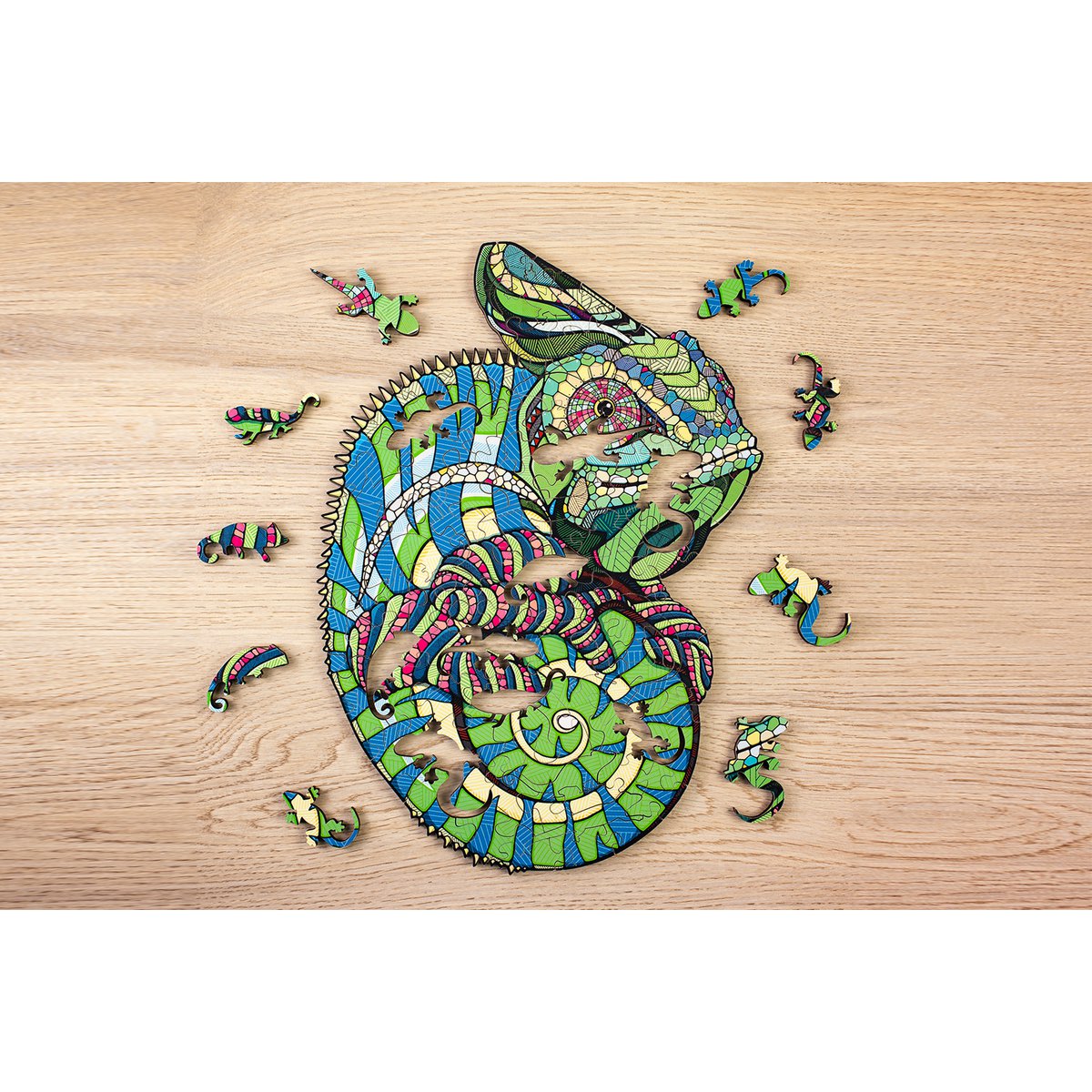 Wooden Chameleon Puzzle – Mindful Eco Crafting Experience (505 Pieces)