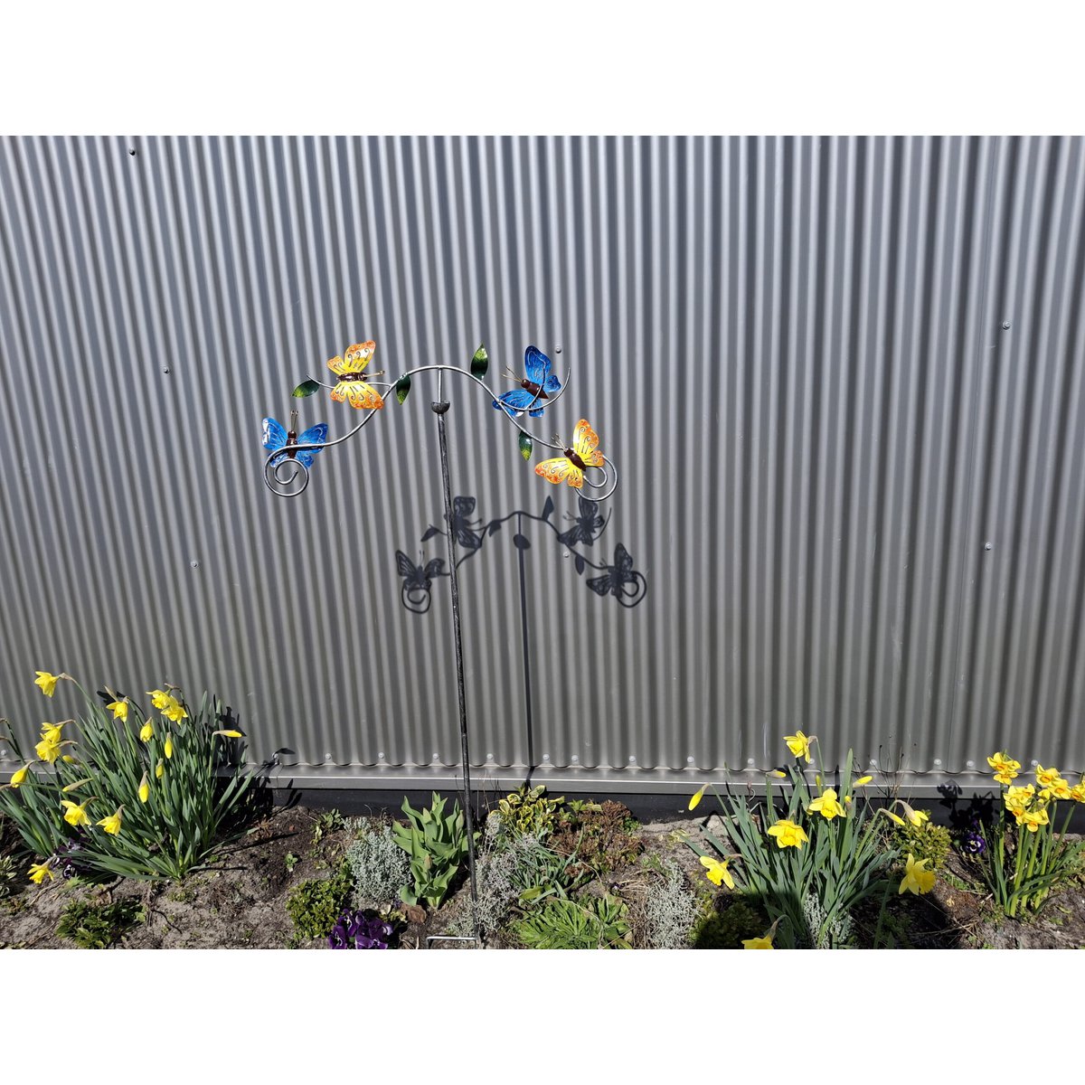 Windspinner Vlinder op een stok á 130cm, Metaal, Tuinbeeld, Art Bizniz, BW24601, Multi Color, Ø 66 cm