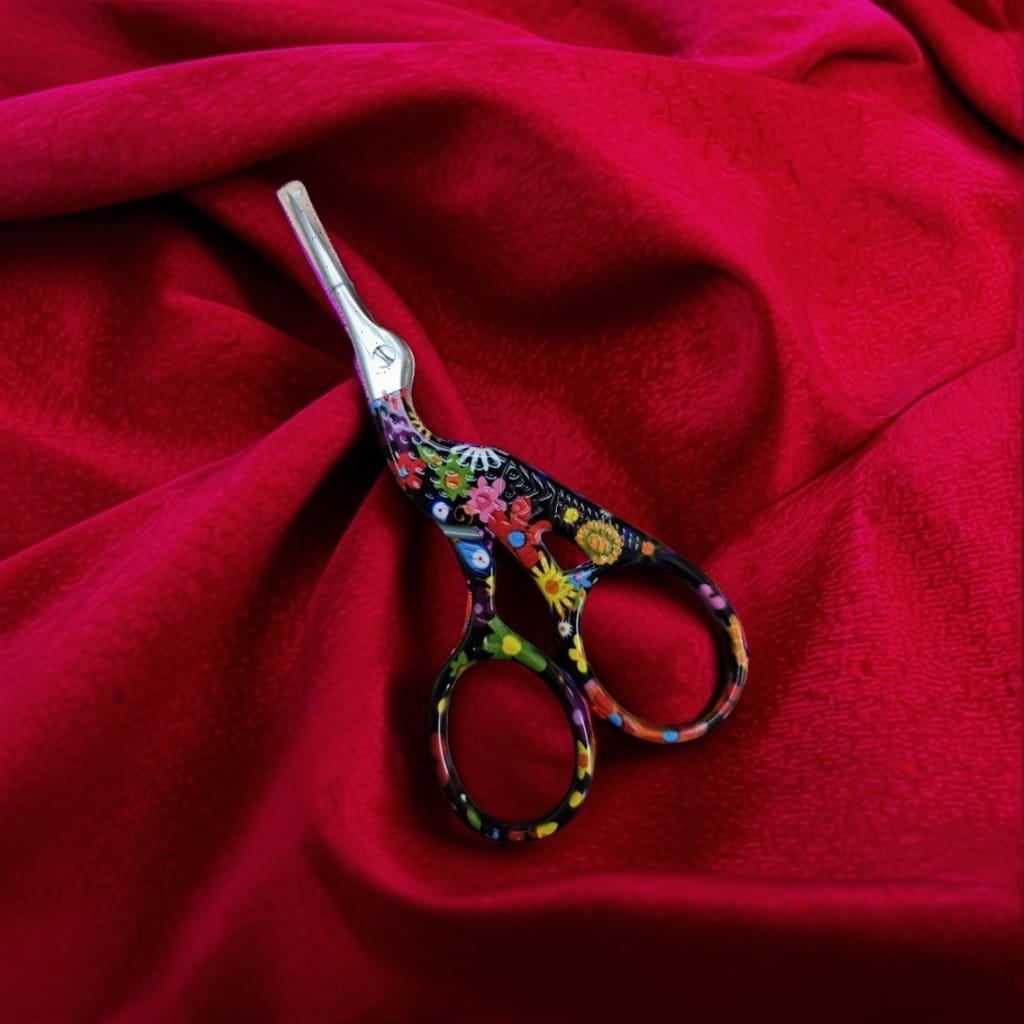 Colorful Floral Embroidery Scissors – Vintage Bird-Inspired Craft Tool (10 cm)