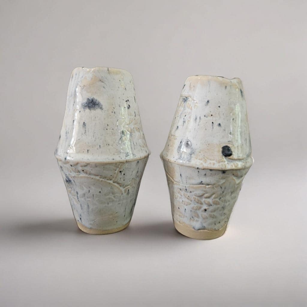 Vintage Grain Mini Vase – Azure Blue and Beige Ceramic Vessel, Ø6×10 cm