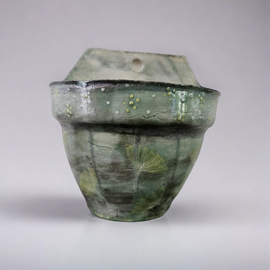 Dusk Blooms Ceramic Wall Planter – Quiet Hanging Sanctuary, Ø12×12 cm