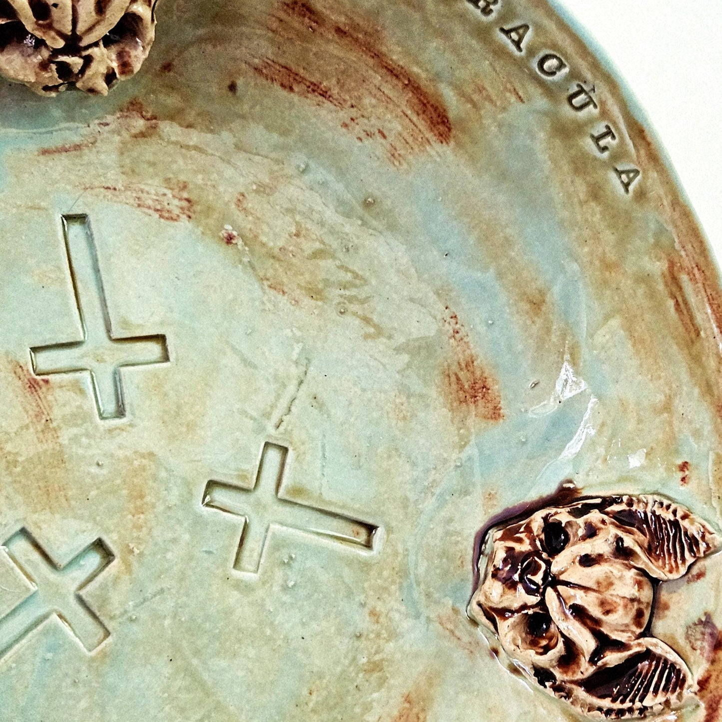 Dracula's Banquet Bowl – Handmade Ceramic Vessel of Gothic Presence, Ø22×6 cm