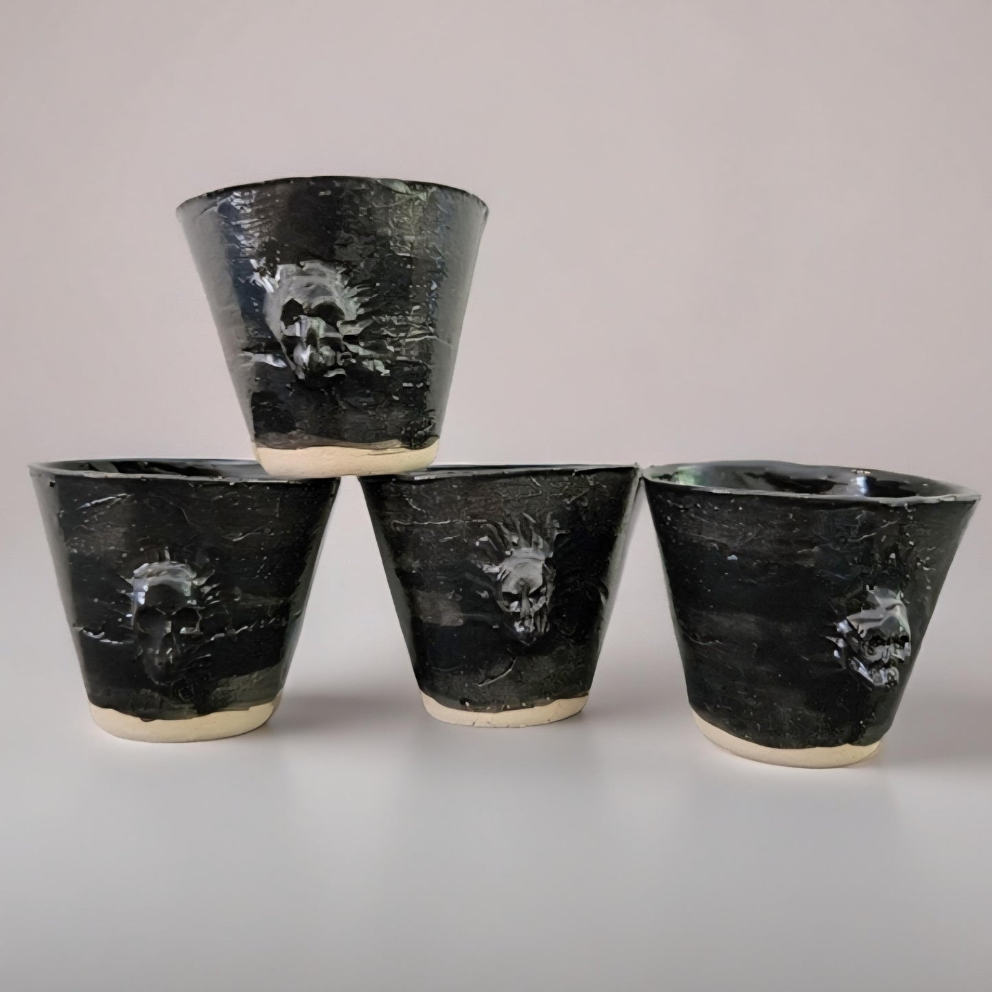 Volcanic Skull Mini Jars – Set of 2 Dark Ritual Vessels for Shots & Succulents, Ø4.5×5.5 cm