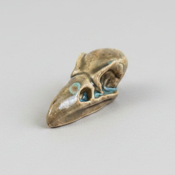 Raven Skull Pocket Talisman – Ceramic Relic of Dark Wisdom, 5×2×1.5 cm by Red Raven Pottery