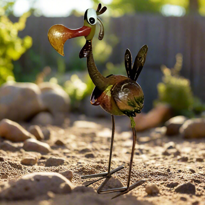Vibrant Garden Bird Sculpture – Hand-Painted Metal Outdoor Decor (33x16x58 cm)
