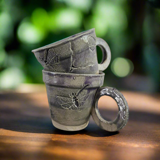 Moth Espresso Cup – Ash-Lilac Stoneware for Quiet Rituals, Ø7×6.5 cm