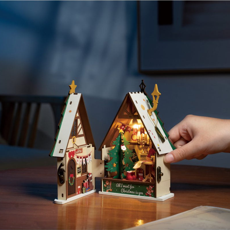 Twinkling Christmas House DIY Wooden Miniature Kit – Festive Holiday Cottage, 46 Pieces by Robotime