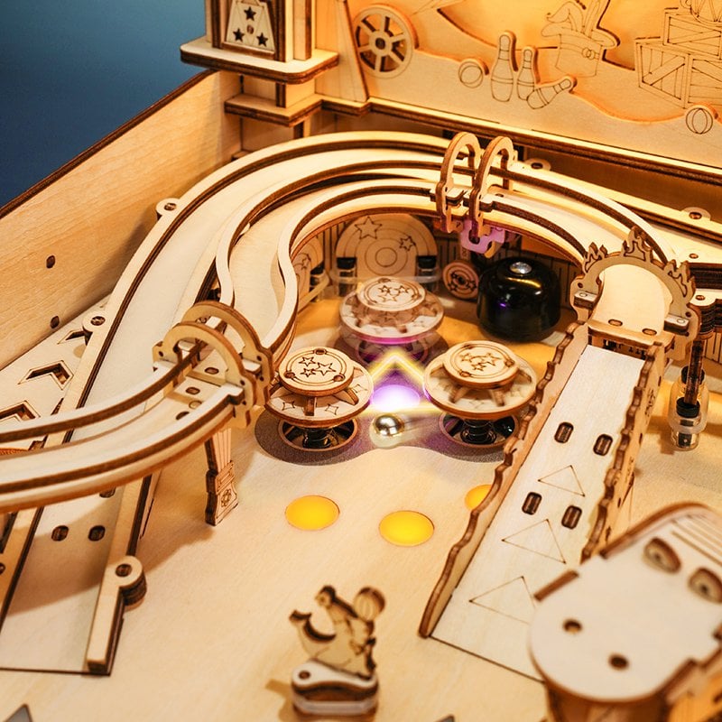 Retro Flipper DIY Wooden Pinball Kit – Crafted Arcade Relic, 482 pieces by Robotime
