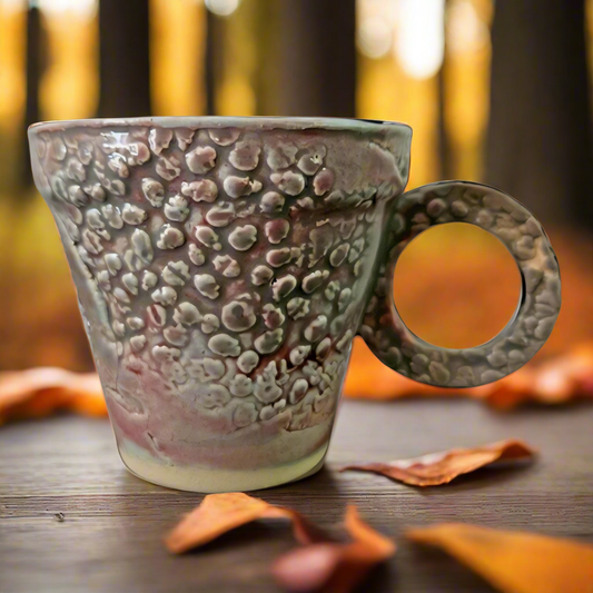 Yard of Bones Ceramic Coffee Mug – Shadows of Life Carved in Clay, Ø8×7.5 cm