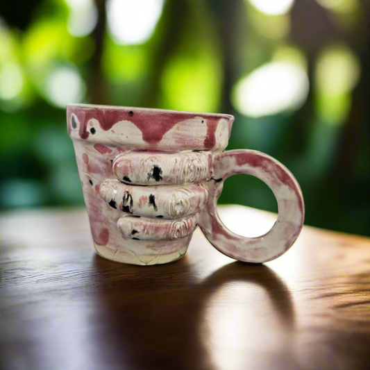 Gripping Hand Mug – Bloodbound Ceramic Art, Ø7×6.5 cm