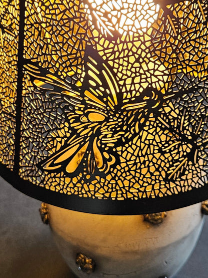 "Nocturne Flight" Handmade Ceramic Lamp - Humming Bird Lamp with Gothic Bloom Base - Dark Aesthetics Collection Ø13 cm x 23 cm