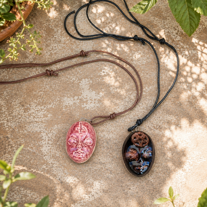 Doll Face Necklace – Occult Ceramic Pendant, 4 × 3 cm