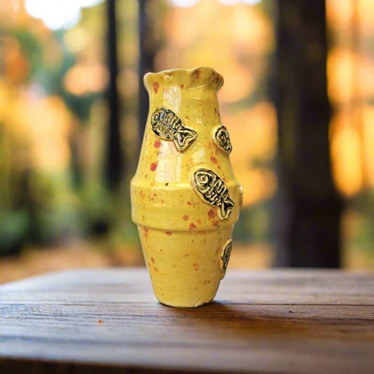 Sunburst Ceramic Vase – Ochre Glazed Fishbone Vessel, Ø9×17 cm by Red Raven Pottery