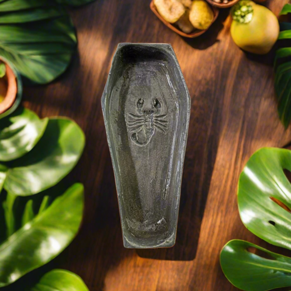 Sting & Shield Ceramic Trinket Coffin – Sentinel Ceramic Resting Place, 15×7×2 cm