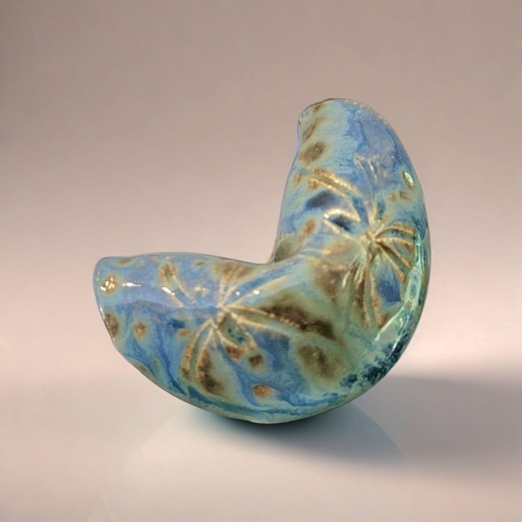 Eternal Fortune Cookies – Ceramic Symbols of Luck & Ritual, 7×4 cm