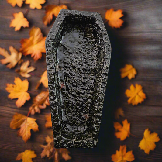 Skulls & Bones Ceramic Trinket Coffin – Obsidian Ceramic Resting Place, 15×7×2 cm