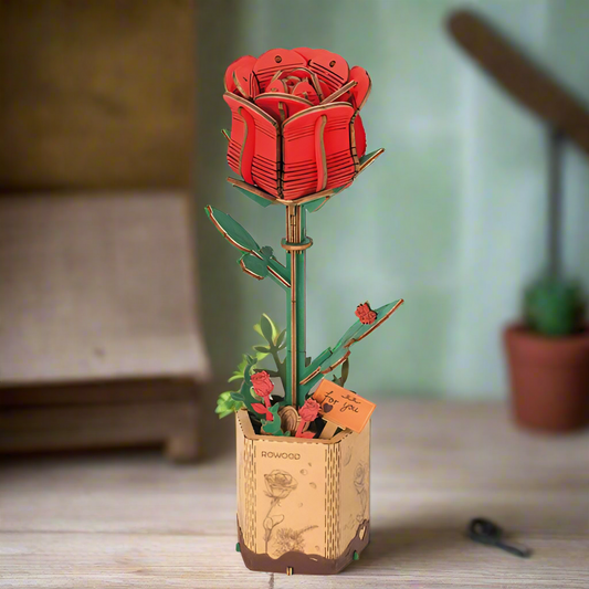 Red Rose DIY Wooden Flower Kit – Bloom of Enduring Love, 106 Pieces by Robotime