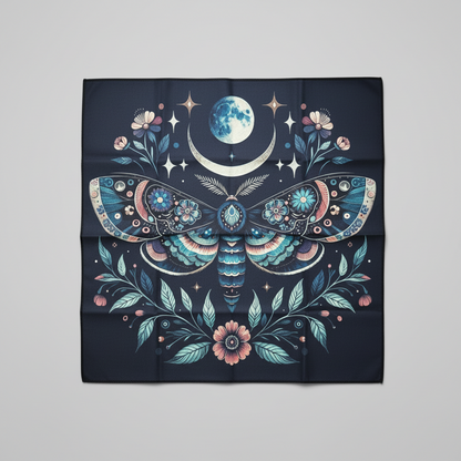 Celestial Moth Altar Cloth – Lunar Guidance for Rituals, 49×49 cm