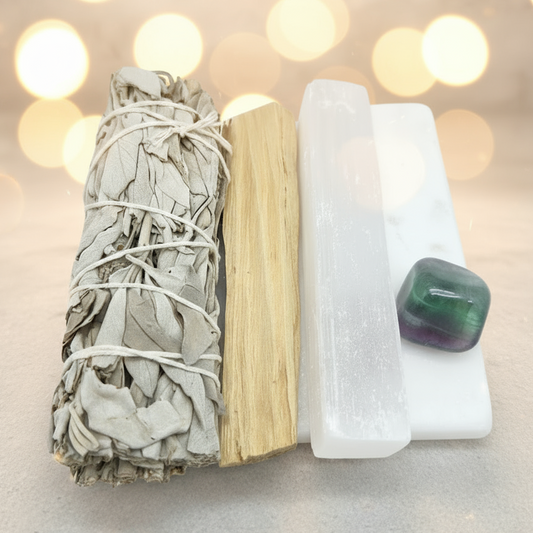 Energy Cleansing Smudge Kit with Fluorite – Ritual of Balance & Renewal