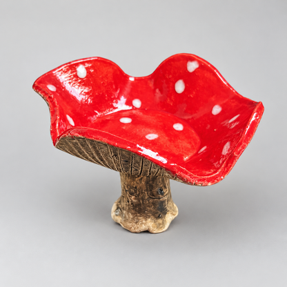 Fairy Ring Ceramic Bowl – Mushroom Pedestal, Various Sizes