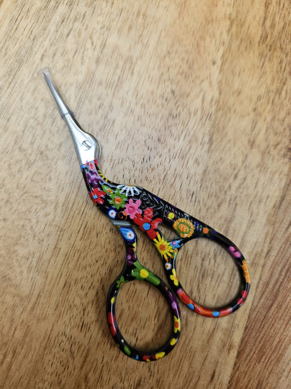 Colorful Floral Embroidery Scissors – Vintage Bird-Inspired Craft Tool (10 cm)