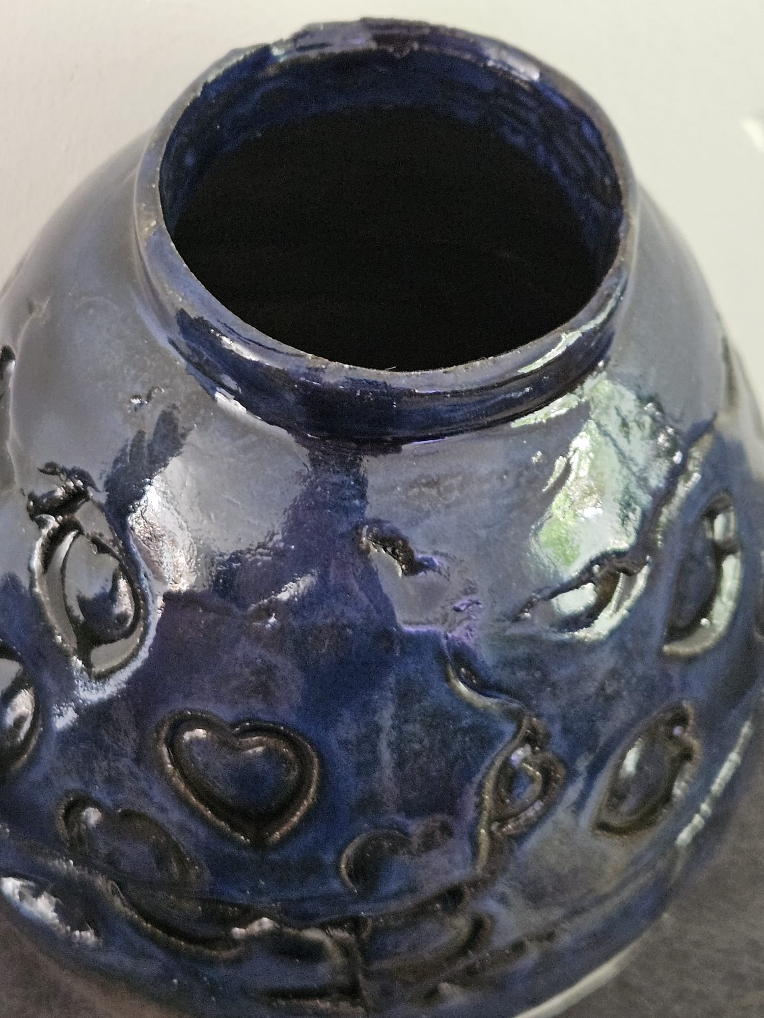 Romance Blossom Vase – Soulful Sentiment Ceramic Vessel, Ø 11 × 17 cm