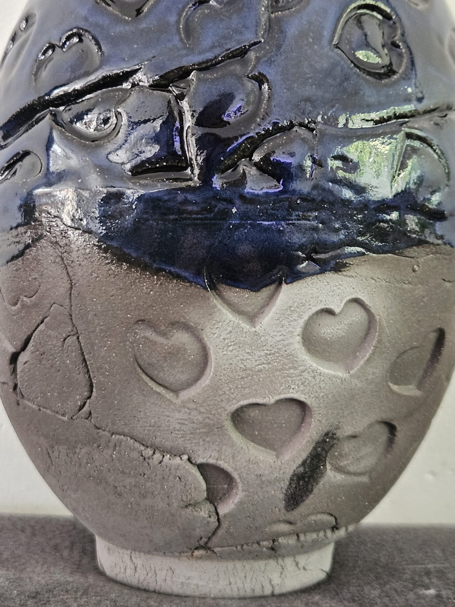 Romance Blossom Vase – Soulful Sentiment Ceramic Vessel, Ø 11 × 17 cm