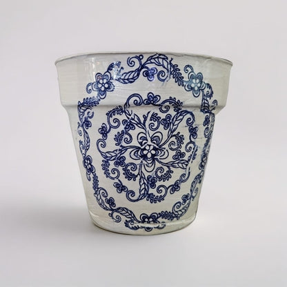 Heirloom Stamp Planter – Blue Echoes of Botanical Calm, Ø8×9 cm, handmade ceramics by Red Raven Pottery