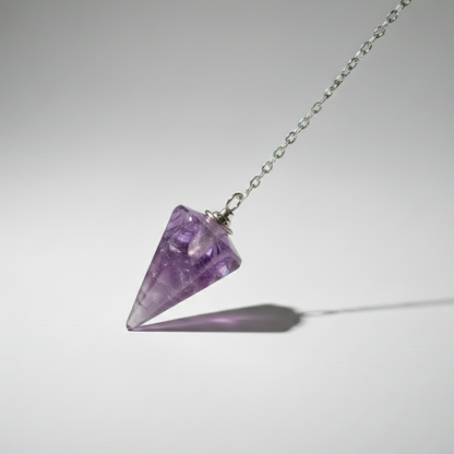 Amethyst Pendulum – Stone of Quiet Intuition, 4 cm