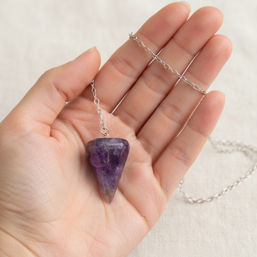 Amethyst Pendulum – Stone of Quiet Intuition, 4 cm