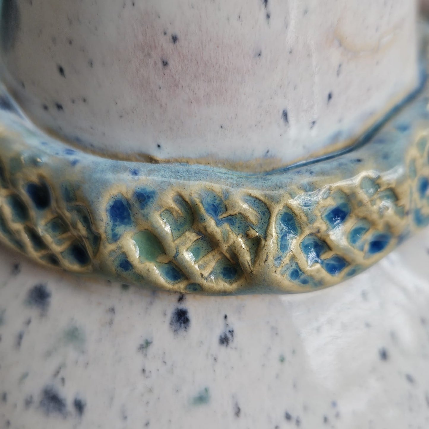 Azure Stillness Ceramic Vase – Quiet Dried Botanicals Vessel, Ø 13 × 26 cm by Red Raven Pottery