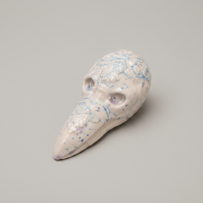 Baroque Raven Skull Ceramic Wall Hanging – Gothic Curiosity Relic, 10 × 5 cm by Red Raven Pottery