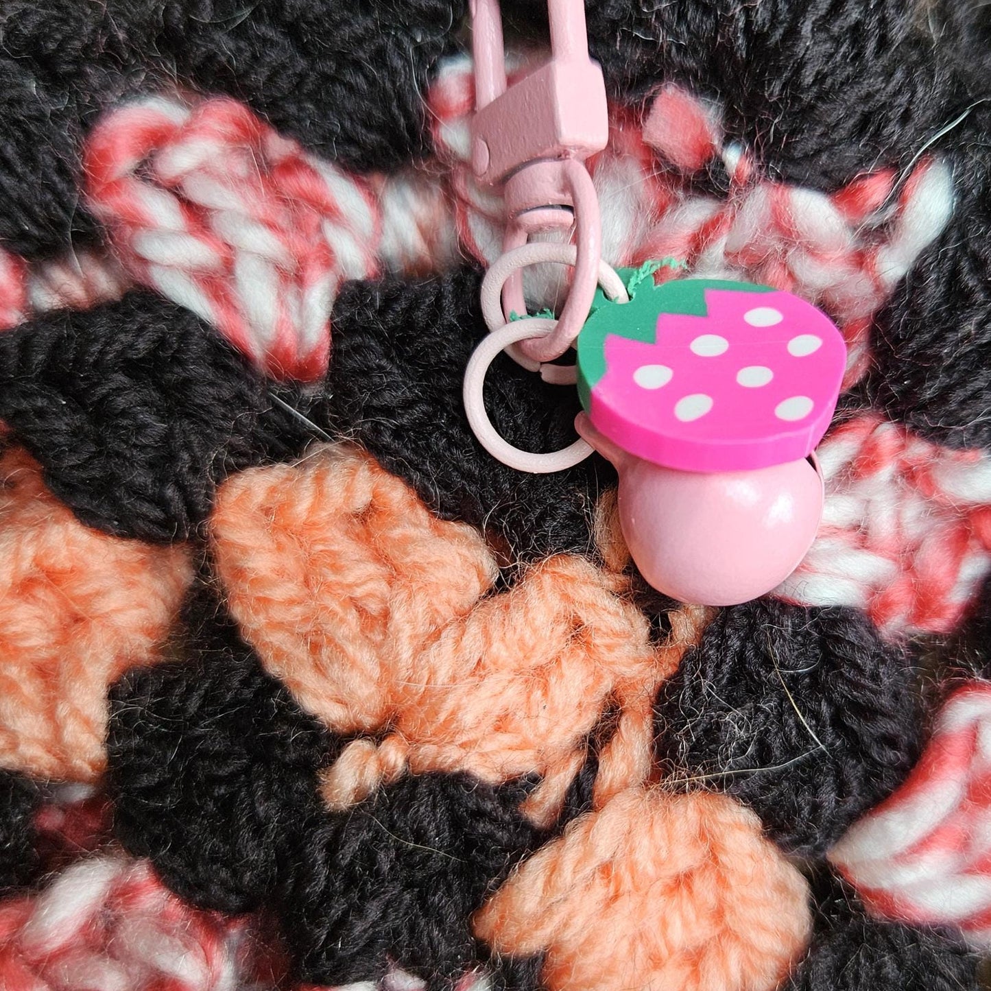Berry Bloom Crochet Bag – Granny Square Carryall, 28×28 cm by Hook & Hex