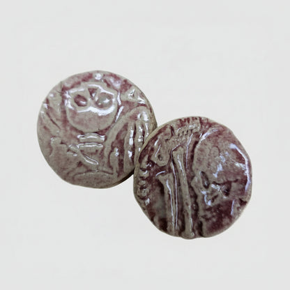 Bone Crypt Ceramic Fidgets – Grounding Tokens for ADHD, PTSD & Spectrum Relief, Ø2×0.5 cm by Red Raven Pottery