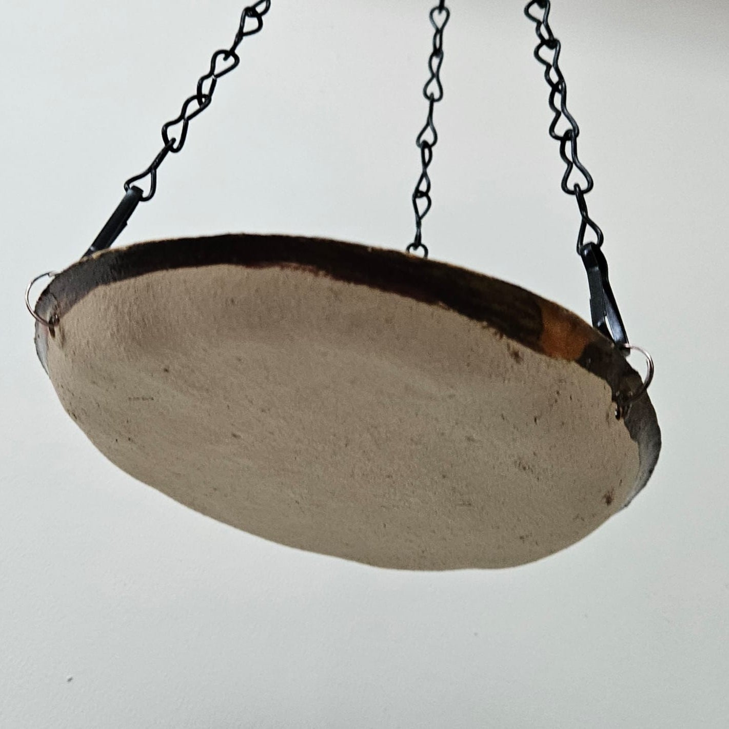 Bronze Bloom Ceramic Bird Feeder – Offering for Winged Visitors, Ø14.5 × 2.5 cm by Red Raven Pottery