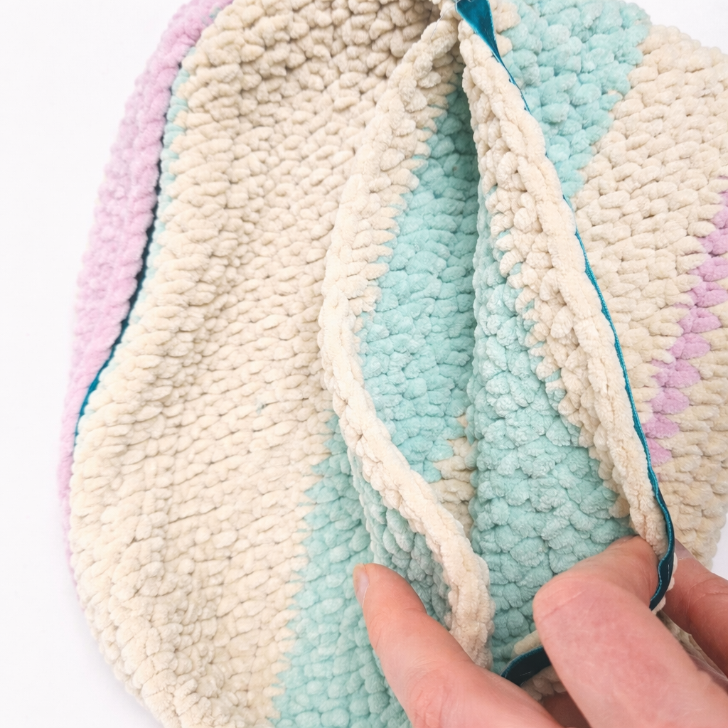 Butterfly Breeze Crochet Purse – Pastel Lightness Shoulder Bag, 28×16 cm by Hook and Hex