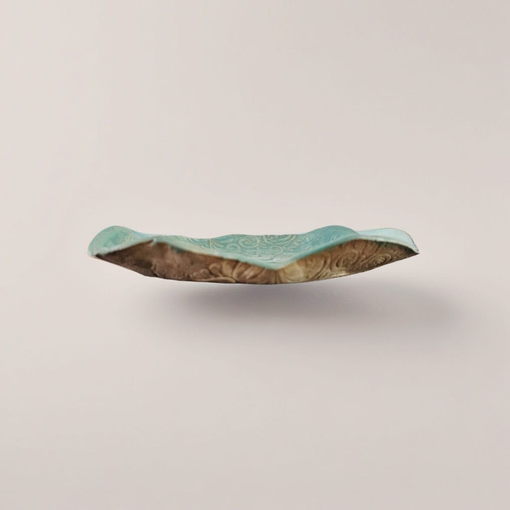 Butterfly Garden Ceramic Dish – Holder for Everyday Treasures, Ø14×2 cm by Red Raven Pottery