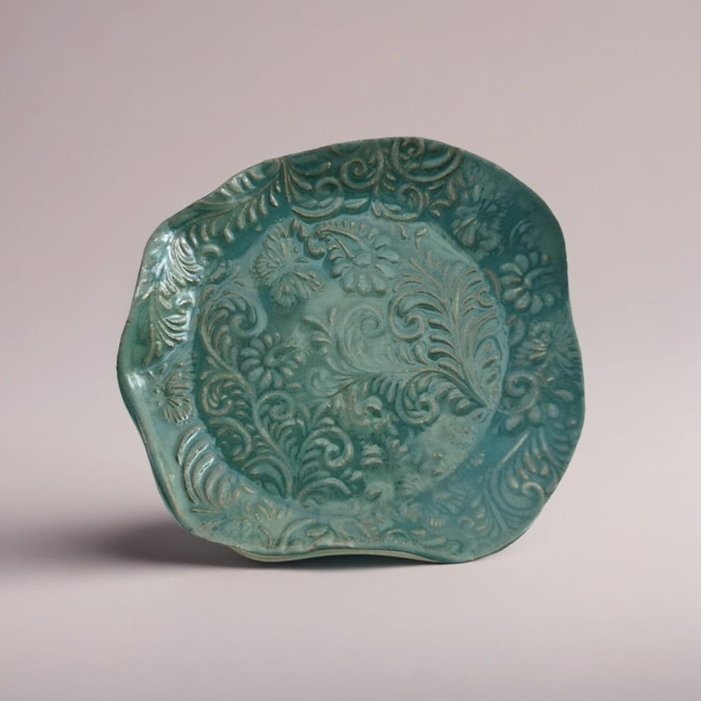 Butterfly Garden Ceramic Dish – Holder for Everyday Treasures, Ø14×2 cm by Red Raven Pottery