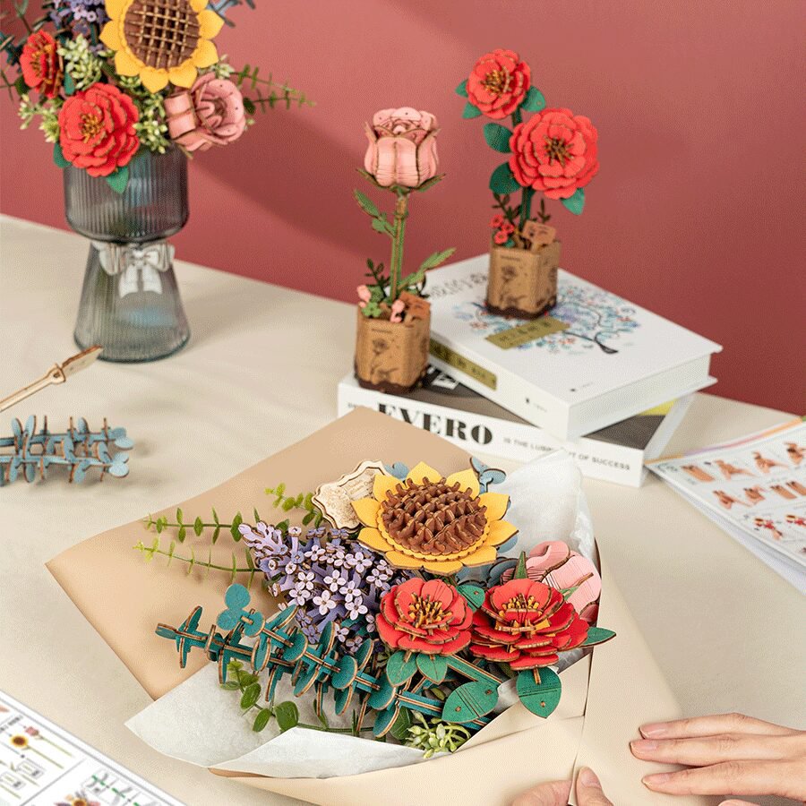 Late Summer Beauty DIY Wooden Flower Kit – Handbuilt Blooming Arrangement, 581 Pieces by Robotime