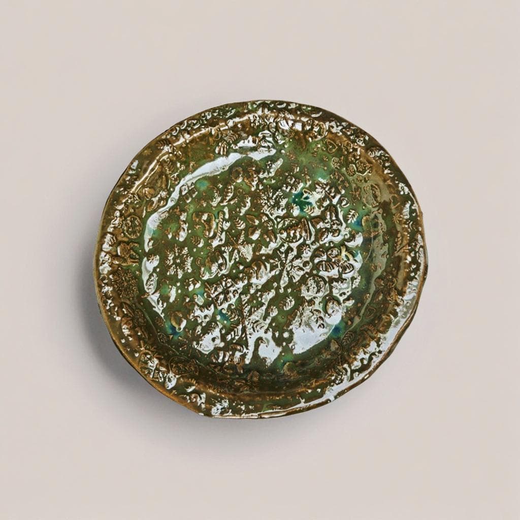 Christmas Story Ceramic Trinket Dish – Evergreen Keepsake Catchall, Ø16×2 cm by Red Raven Pottery