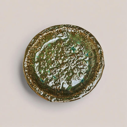 Christmas Story Ceramic Trinket Dish – Evergreen Keepsake Catchall, Ø16×2 cm by Red Raven Pottery
