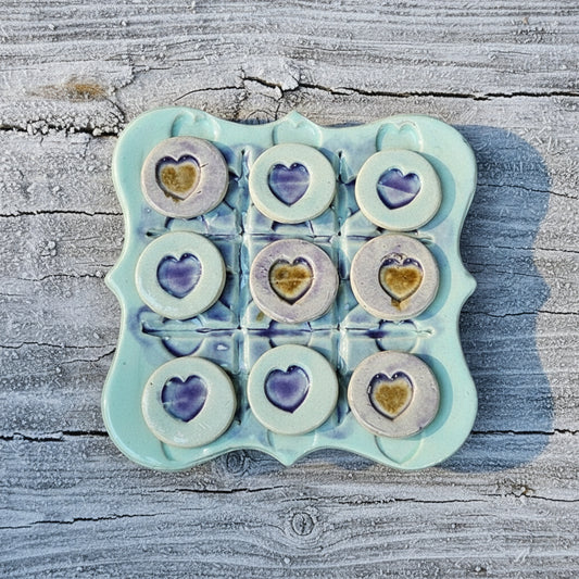 Cottagecore Sweetheart Pocket Tic Tac Toe – Artisan Travel Companion, 11×11 cm by Red Raven Pottery