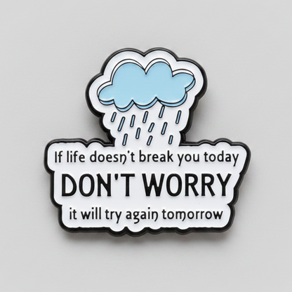 Don't Worry Lapel Pin – Storm Cloud Metal Badge, 3 × 2.8 cm