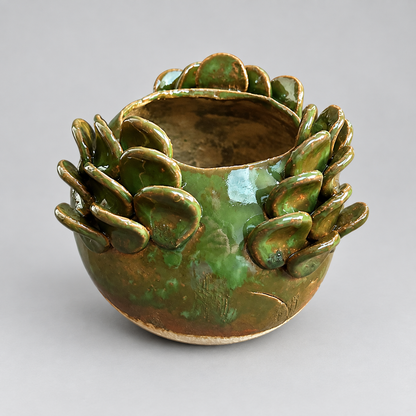 Dragon Scales Handmade Ceramic Planter – Mythical Home Decor, Ø15 × 13 cm by Red Raven Pottery