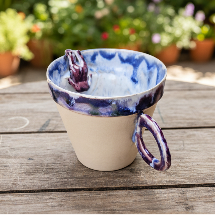 Drowning Doll Ceramic Tea Mug – Submerged Innocence Ritual, Ø9.5×10.5 cm by Red Raven Pottery