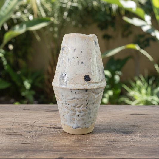 Earthen Grain Ceramic Mini Vase – Grounded Vessel for Quiet Corners, Ø6×10 cm by Red Raven Pottery