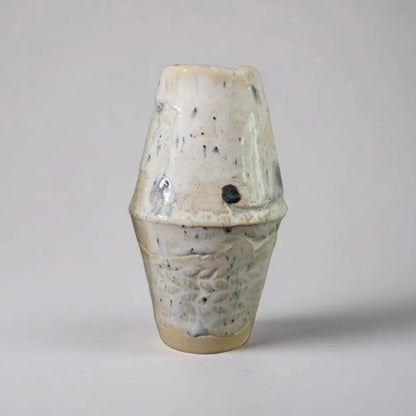 Earthen Grain Ceramic Mini Vase – Grounded Vessel for Quiet Corners, Ø6×10 cm by Red Raven Pottery