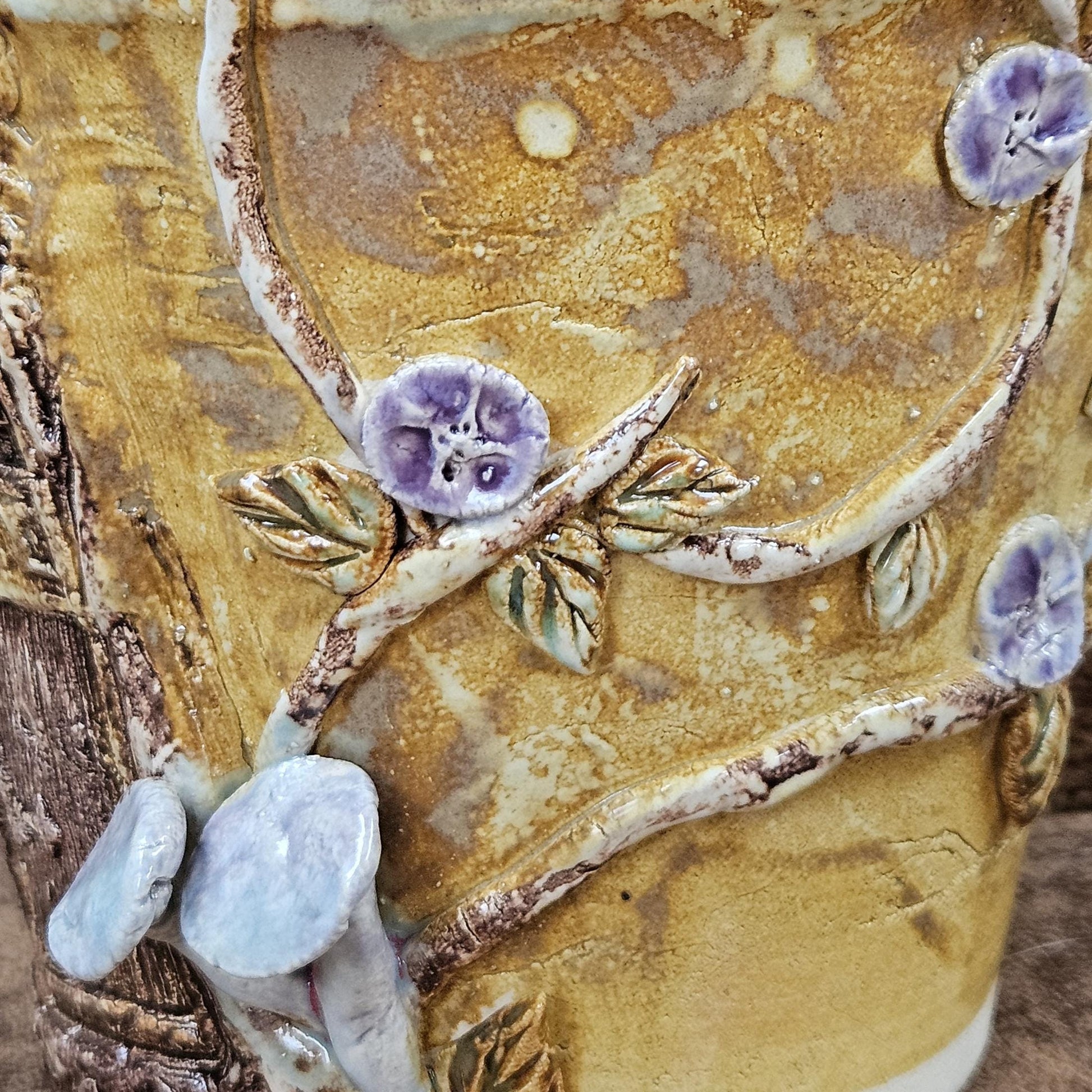Enchanted Passage Ceramic Planter – Woodland Threshold Vessel, Ø13×14 cm by Red Raven Pottery