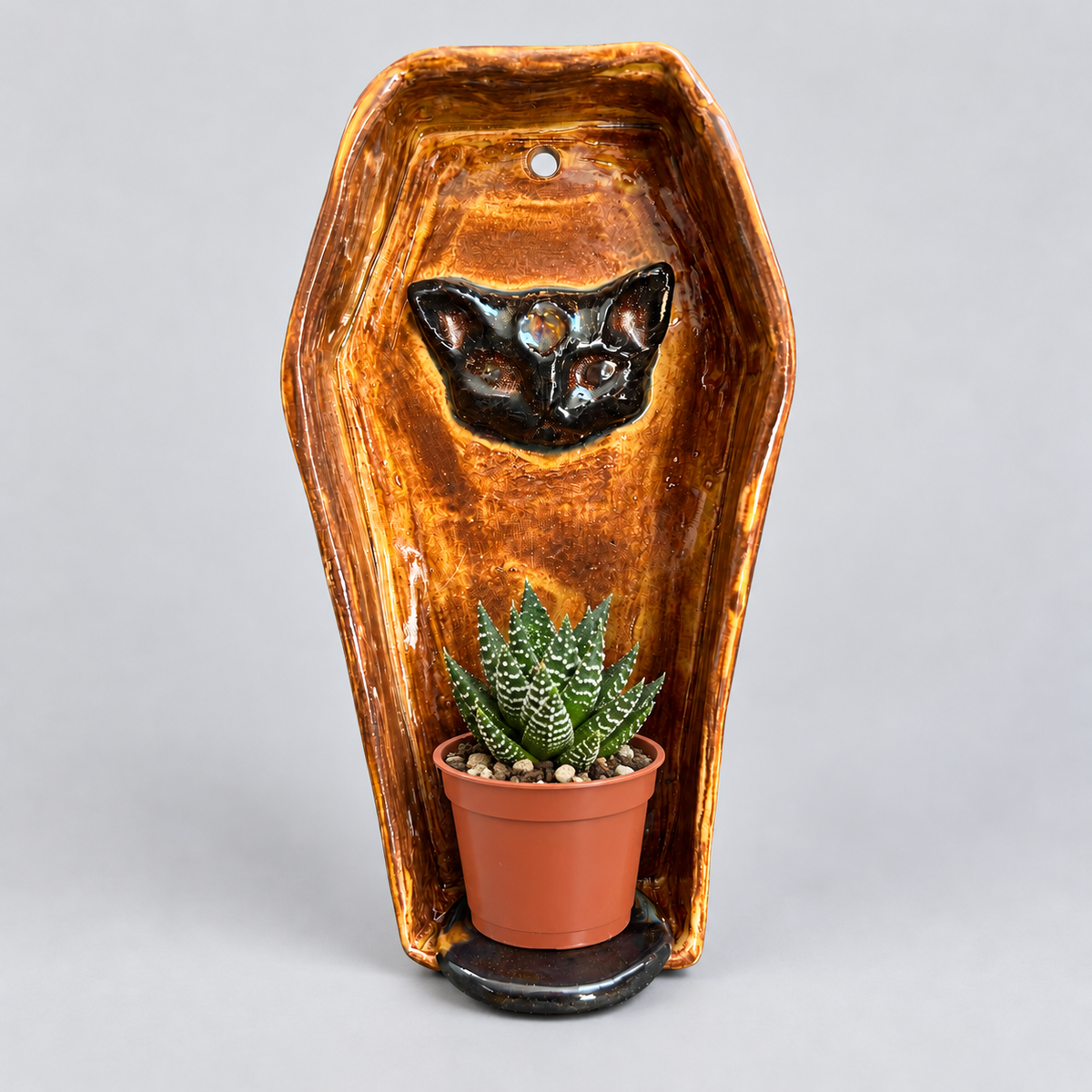 Familiar’s Rest Handmade Ceramic Coffin Wall Shelf – Gothic Tealight & Succulent Holder, 18 × 9 × 5 cm by Red Raven Pottery